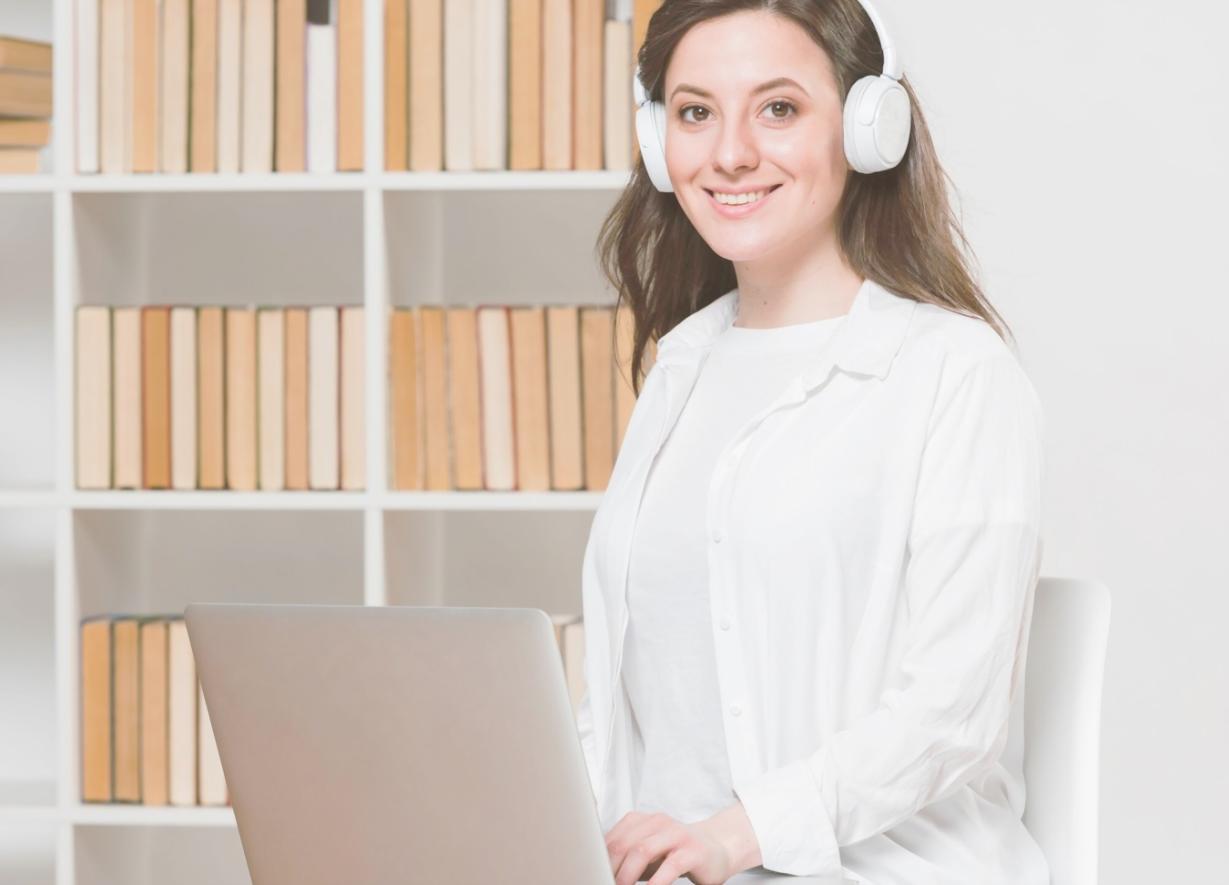 Team collaboration on budget performance analysis